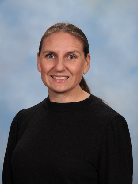 Nadia Morris - Head of Teaching and Learning (Primary Years). Nadia comes to us from Immaculate Heart of Mary School (IHM) where she holds the position of Leader of Learning since 2018, having balanced concurrent work as STEM Coach at Blackfriars. Nadia has been an APRIM and has experience Acting Principal, Acting Assistant Principal, PE Specialist Teacher, Sports Coordinator and Numeracy Coach, all supported by a Masters in Education from ACU.
