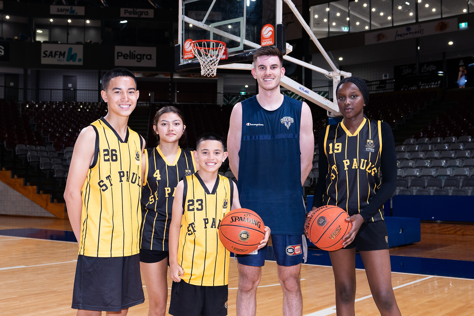 Basketball students with 36ers.jpg
